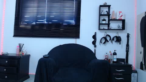 Allison  Diego online show from January 27, 5:37 pm