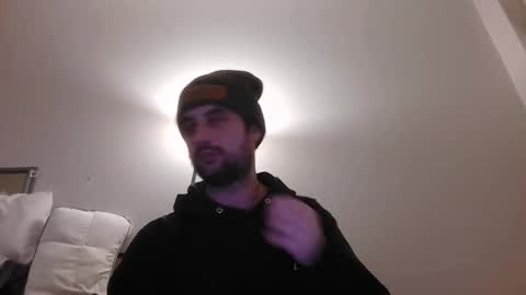 Snapshot of kinkycouple1789 chatting on December 15, 4:07 am Maysie and Hunter online show from December 15, 4:07 am