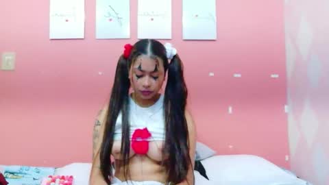 kinkycutegirll online show from October 31, 1:56 pm