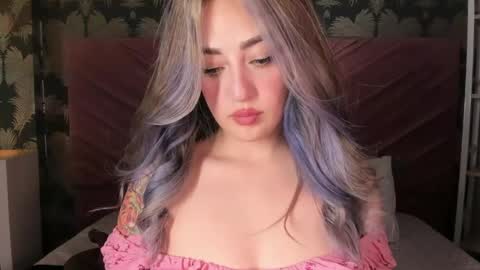  Sara  online show from April 13, 5:07 pm