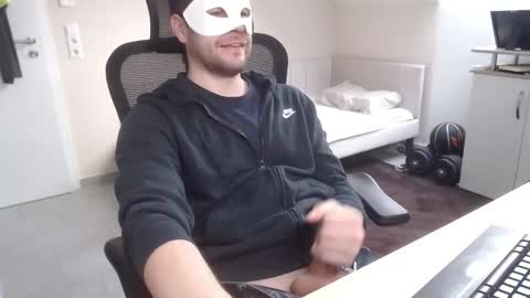 Snapshot of kinkygg chatting on January 14, 11:05 am YourToy online show from January 14, 11:05 am