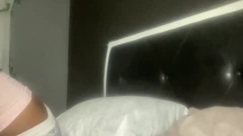 Bunniii online show from February 7, 6:45 am