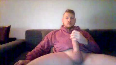 kinkylionboy online show from February 24, 7:52 pm