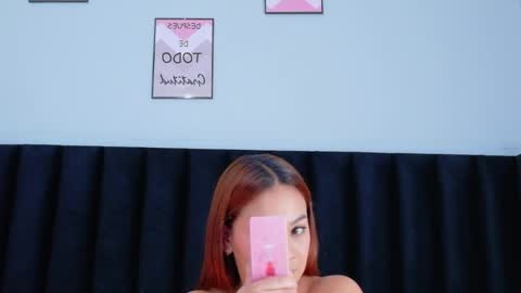 Snapshot of kinkywildmilf chatting on May 7, 2:06 am kinkywildmilf online show from May 7, 2:06 am