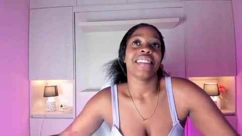 M A R A  online show from November 15, 12:02 pm