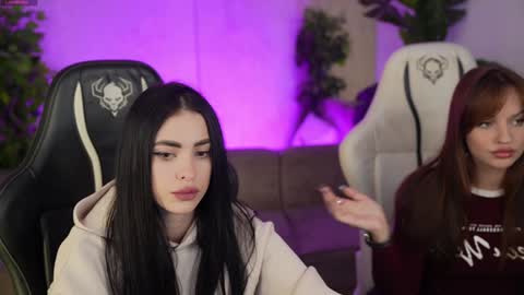 Sweet girls online show from September 19, 10:38 am