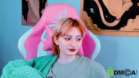 Snapshot of kira__cutie chatting on May 12, 9:34 pm Kira online show from May 12, 9:34 pm