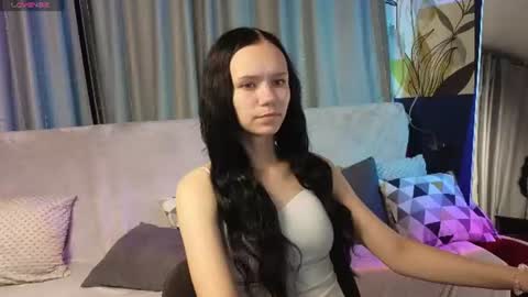 Snapshot of kira_bliss_ chatting on July 1, 2:02 am kira_bliss_ online show from July 1, 2:02 am