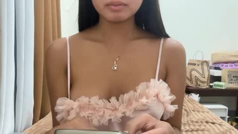 kira_danaya online show from April 12, 2:55 pm