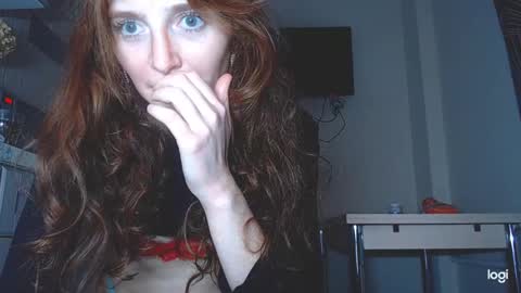 Kira online show from March 6, 1:24 pm