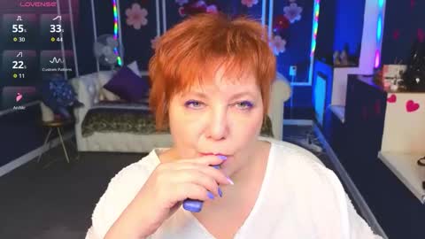 Kira Kennet online show from February 9, 7:07 pm