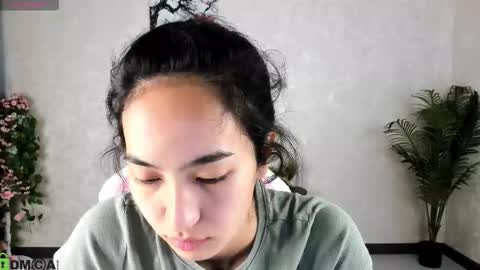 Aura online show from September 29, 2:49 am