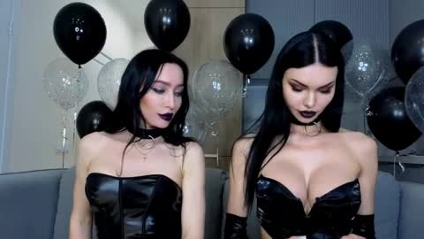 Kira and friends online show from October 30, 5:13 pm
