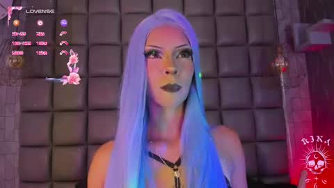 Kira  online show from July 12, 5:31 am