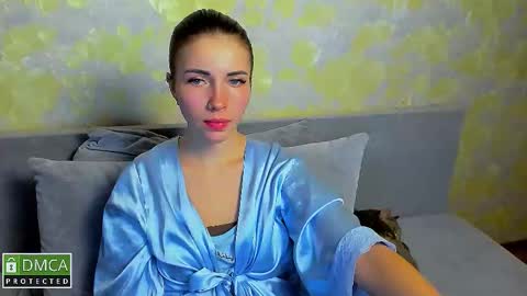 Snapshot of kiraa_sunny chatting on February 4, 7:53 pm kiraa sunny online show from February 4, 7:53 pm