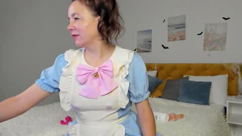 kiraadamss online show from November 2, 1:08 am