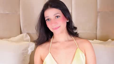 Snapshot of kirakayleigh chatting on November 29, 2:36 am kira online show from November 29, 2:36 am