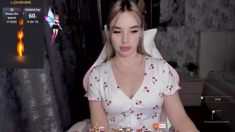 kirakrox online show from October 17, 8:33 pm