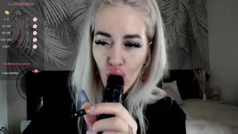 Kira online show from March 12, 2:07 am