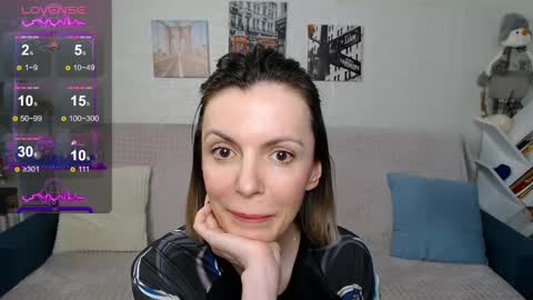 kiramartins cat online show from December 23, 5:22 pm