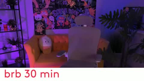 Snapshot of kiramontoyaa chatting on March 1, 8:21 pm Kira online show from March 1, 8:21 pm