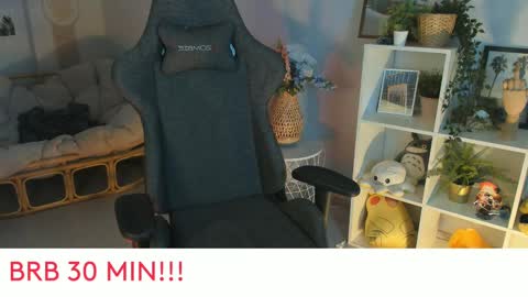 Snapshot of kiramontoyaa chatting on March 2, 11:53 pm Kira online show from March 2, 11:53 pm