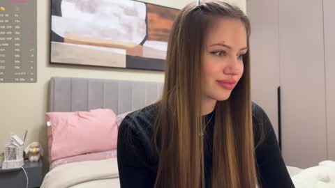 Snapshot of kiramystery chatting on December 4, 11:08 am Kira online show from December 4, 11:08 am