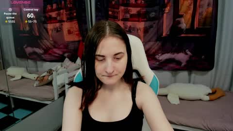 KiraParker online show from April 3, 2:04 pm