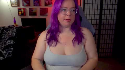 KiraSpitQueen online show from March 16, 3:45 am