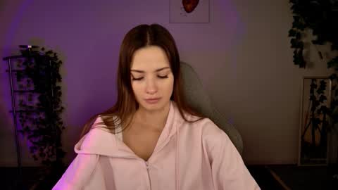 kiravair online show from November 17, 5:13 am