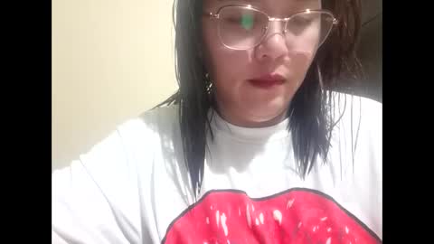 Snapshot of kiray20 chatting on December 8, 8:51 am kiray20 online show from December 8, 8:51 am