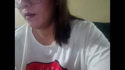 Snapshot of kiray20 chatting on December 8, 11:57 am kiray20 online show from December 8, 11:57 am