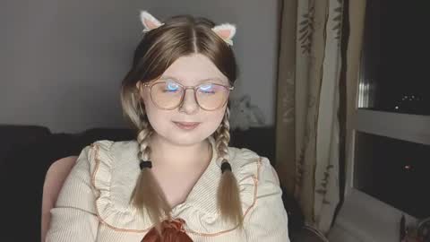 Snapshot of kirayume chatting on May 20, 8:59 pm KiraYume online show from May 20, 8:59 pm