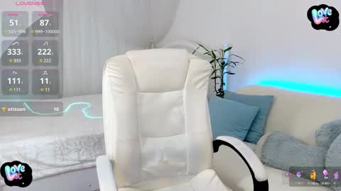 Snapshot of kireev_ chatting on February 3, 1:30 pm online show from February 3, 1:30 pm