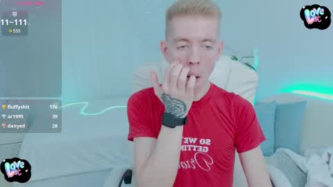 Snapshot of kireev_ chatting on February 12, 9:52 am online show from February 12, 9:52 am