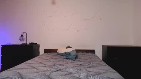 Alan online show from January 7, 9:17 pm