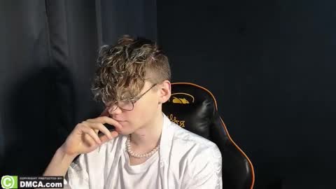 Kirill and Andrey online show from February 4, 2:06 am