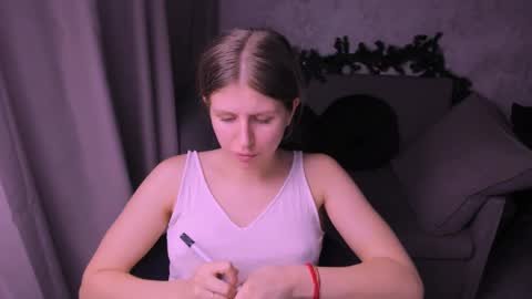 Snapshot of kirraa_ chatting on January 11, 11:56 pm Kira online show from January 11, 11:56 pm