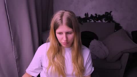 Snapshot of kirraa_ chatting on January 12, 9:08 pm Kira online show from January 12, 9:08 pm