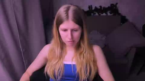 Snapshot of kirraa_ chatting on January 14, 8:15 pm Kira online show from January 14, 8:15 pm