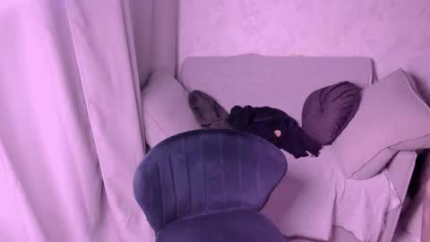 Snapshot of kirraa_ chatting on January 21, 11:02 pm Kira online show from January 21, 11:02 pm