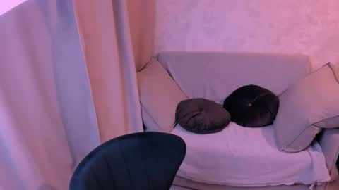 Snapshot of kirraa_ chatting on January 22, 10:26 pm Kira online show from January 22, 10:26 pm