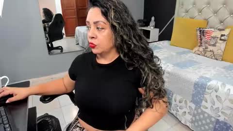 kriss online show from September 26, 1:26 pm