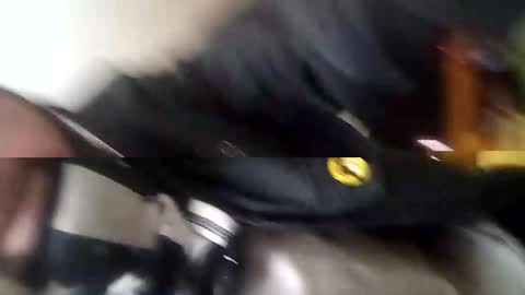 kis4kum online show from March 2, 3:37 pm