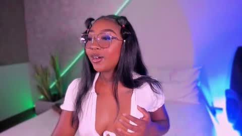 kishalove_ online show from November 22, 10:58 am