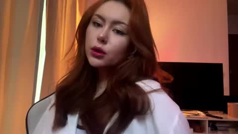 Snapshot of kishatamer chatting on June 10, 2:27 pm Mia online show from June 10, 2:27 pm