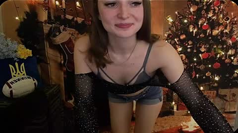 Snapshot of kiss_shy chatting on December 22, 11:33 am Valeria online show from December 22, 11:33 am