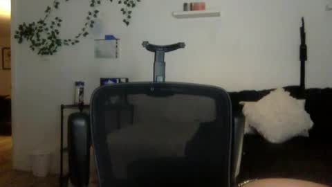 Kissah Kreampuff online show from September 23, 3:42 am