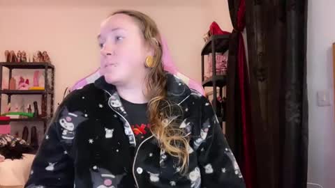 kissica online show from January 14, 6:24 pm