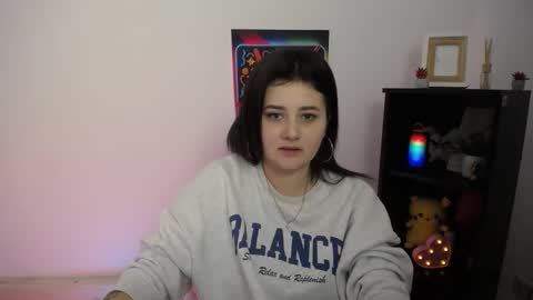 kissleoxx online show from October 19, 10:38 am